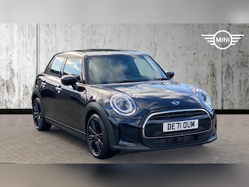 2021 (71) - 1.5 Cooper Exclusive 5dr