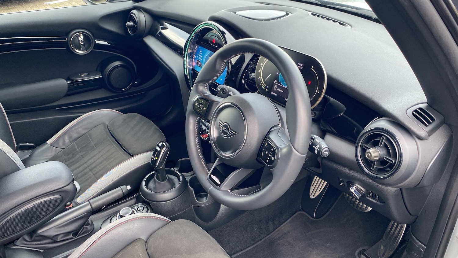 Used MINI Hatch 2022 for sale - 76760168: Photo 6