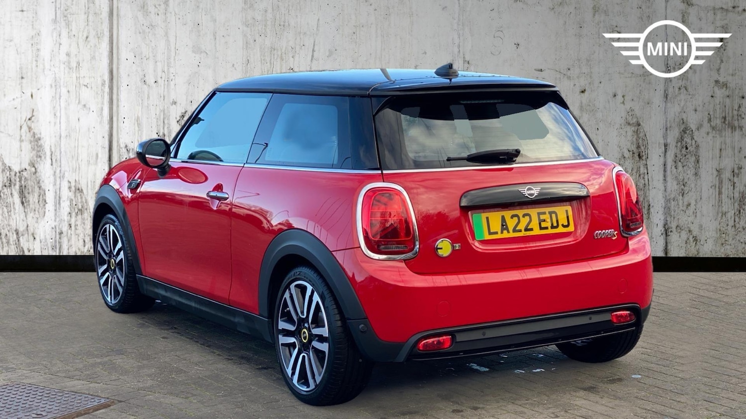 Used MINI Hatch 2022 for sale - 76760179: Photo 2