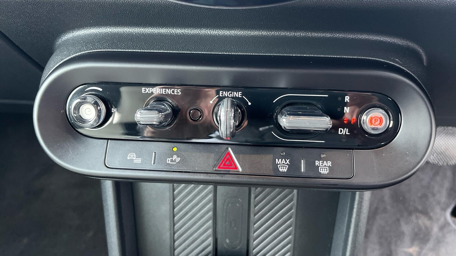 Used MINI Hatch 2024 for sale - 77497051: Photo 32