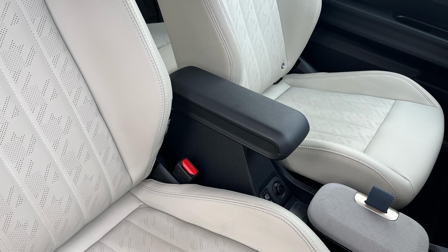 Used MINI Hatch 2024 for sale - 77497051: Photo 50