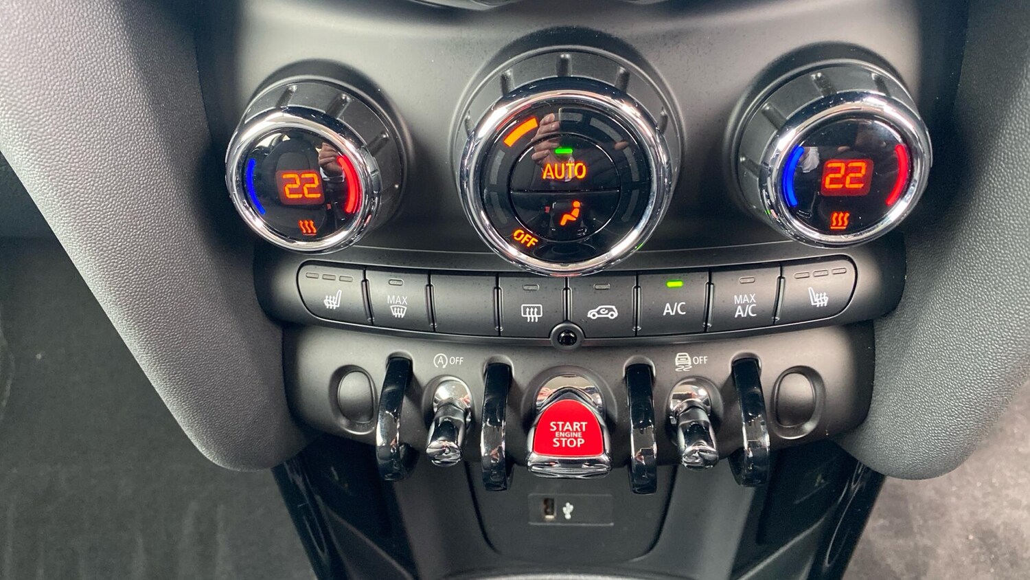 Used MINI Hatch 2022 for sale - 76760236: Photo 27