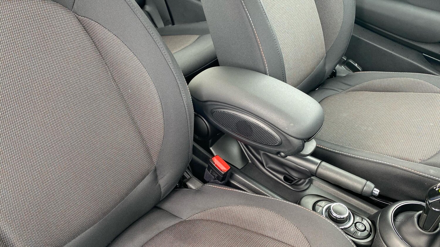 Used MINI Hatch 2022 for sale - 76760236: Photo 45