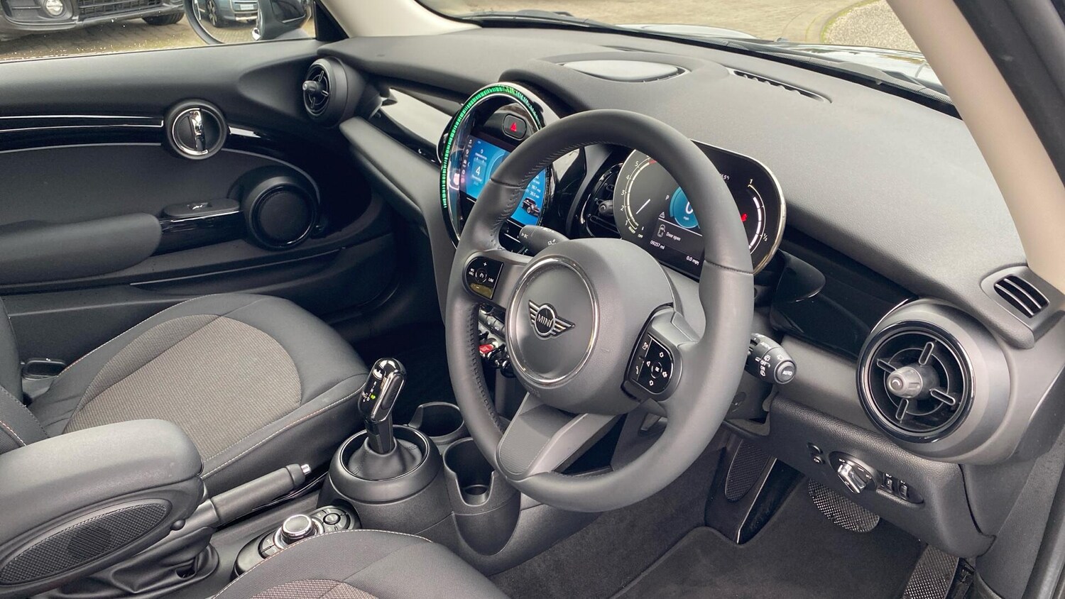 Used MINI Hatch 2022 for sale - 76760236: Photo 6