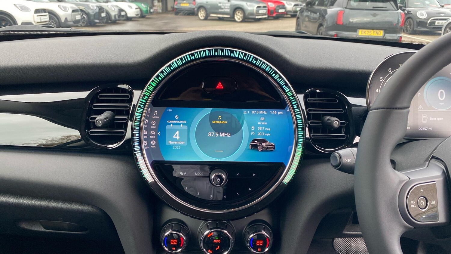 Used MINI Hatch 2022 for sale - 76760236: Photo 8