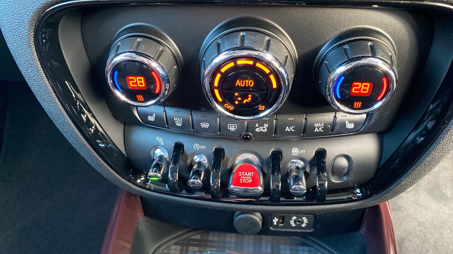 Used MINI Clubman 2015 for sale - 76760242: Photo 28