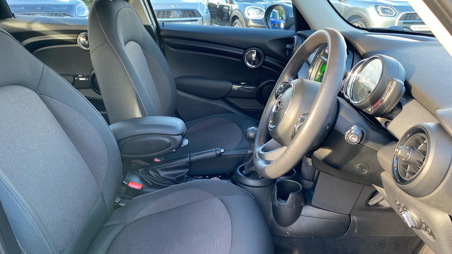 Used MINI Hatch 2019 for sale - 76760123: Photo 11