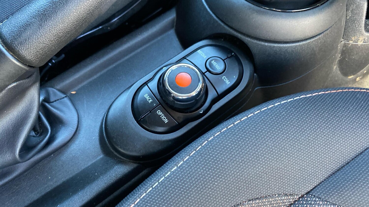 Used MINI Hatch 2019 for sale - 76760123: Photo 19