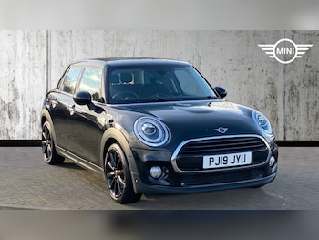 Used MINI Hatch 2019 for sale - 76760123: Photo