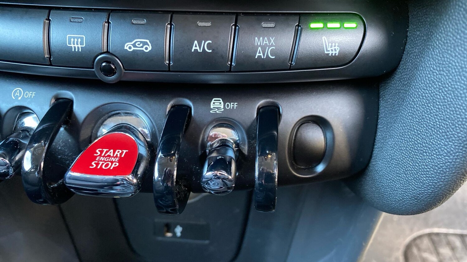 Used MINI Hatch 2019 for sale - 76760123: Photo 28