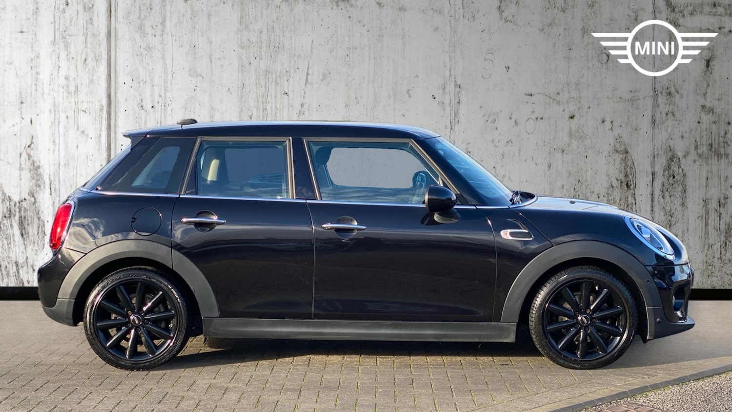 Used MINI Hatch 2019 for sale - 76760123: Photo 3
