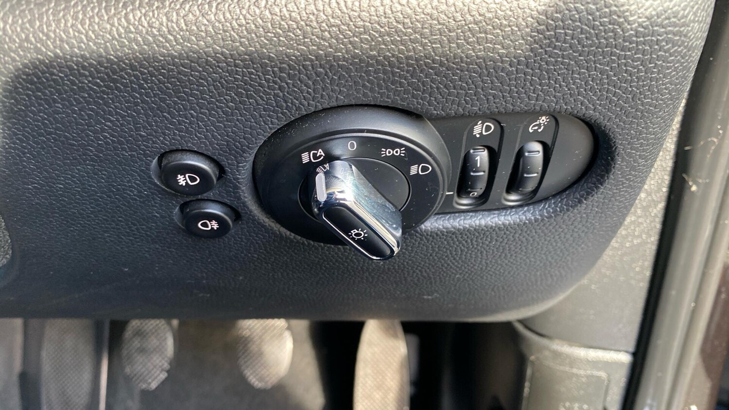 Used MINI Hatch 2019 for sale - 76760123: Photo 30