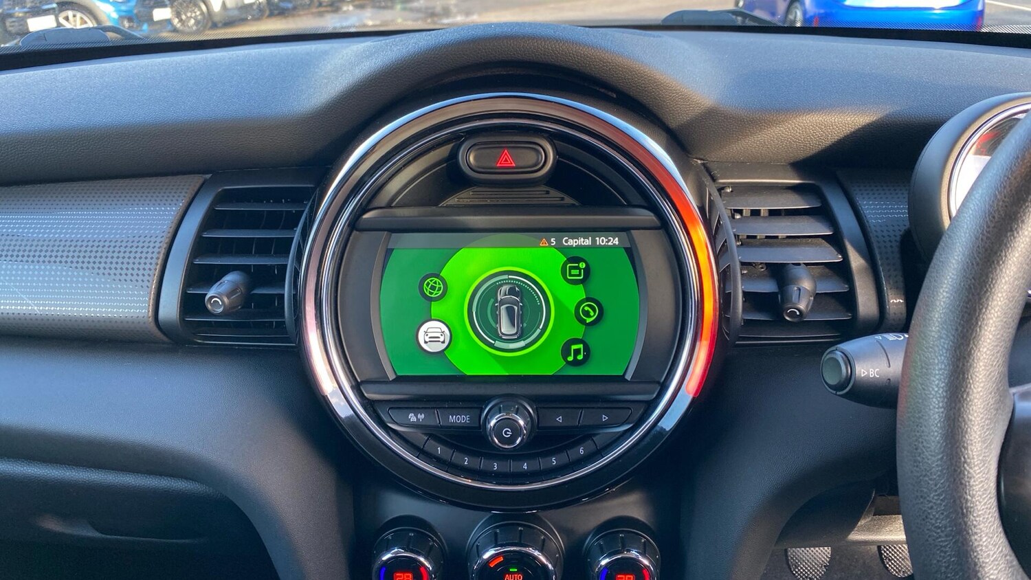 Used MINI Hatch 2019 for sale - 76760123: Photo 8