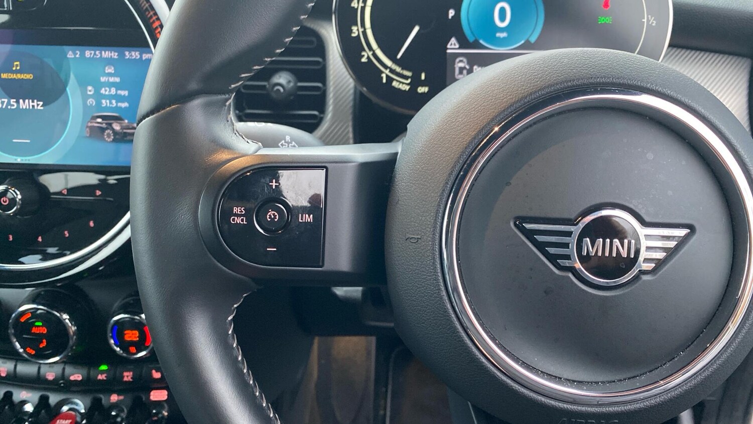 Used MINI Hatch 2023 for sale - 77396243: Photo 17