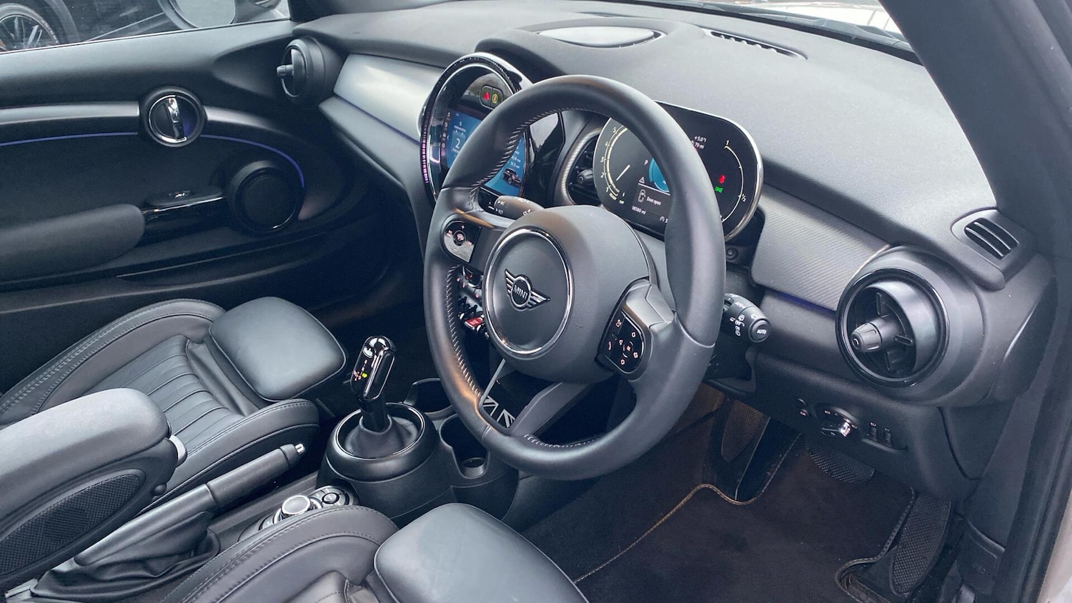 Used MINI Hatch 2023 for sale - 77396243: Photo 6