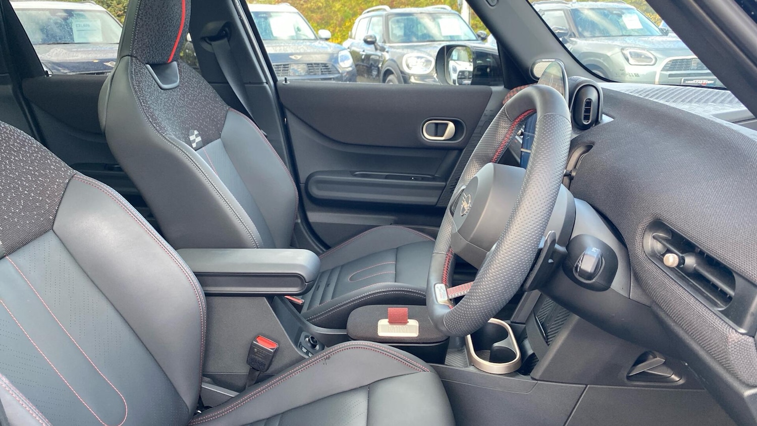 Used MINI Cooper 2024 for sale - 76760174: Photo 11