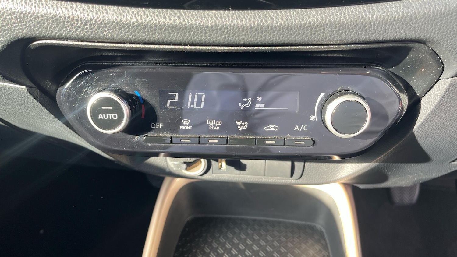 Used Toyota Aygo X 2022 for sale - 77799035: Photo 24