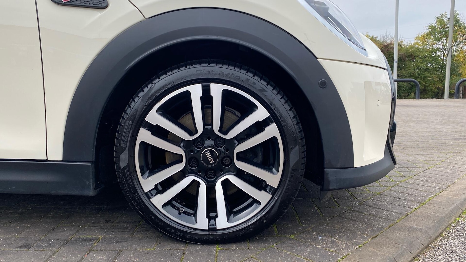 Used MINI Convertible 2021 for sale - 76760260: Photo 14