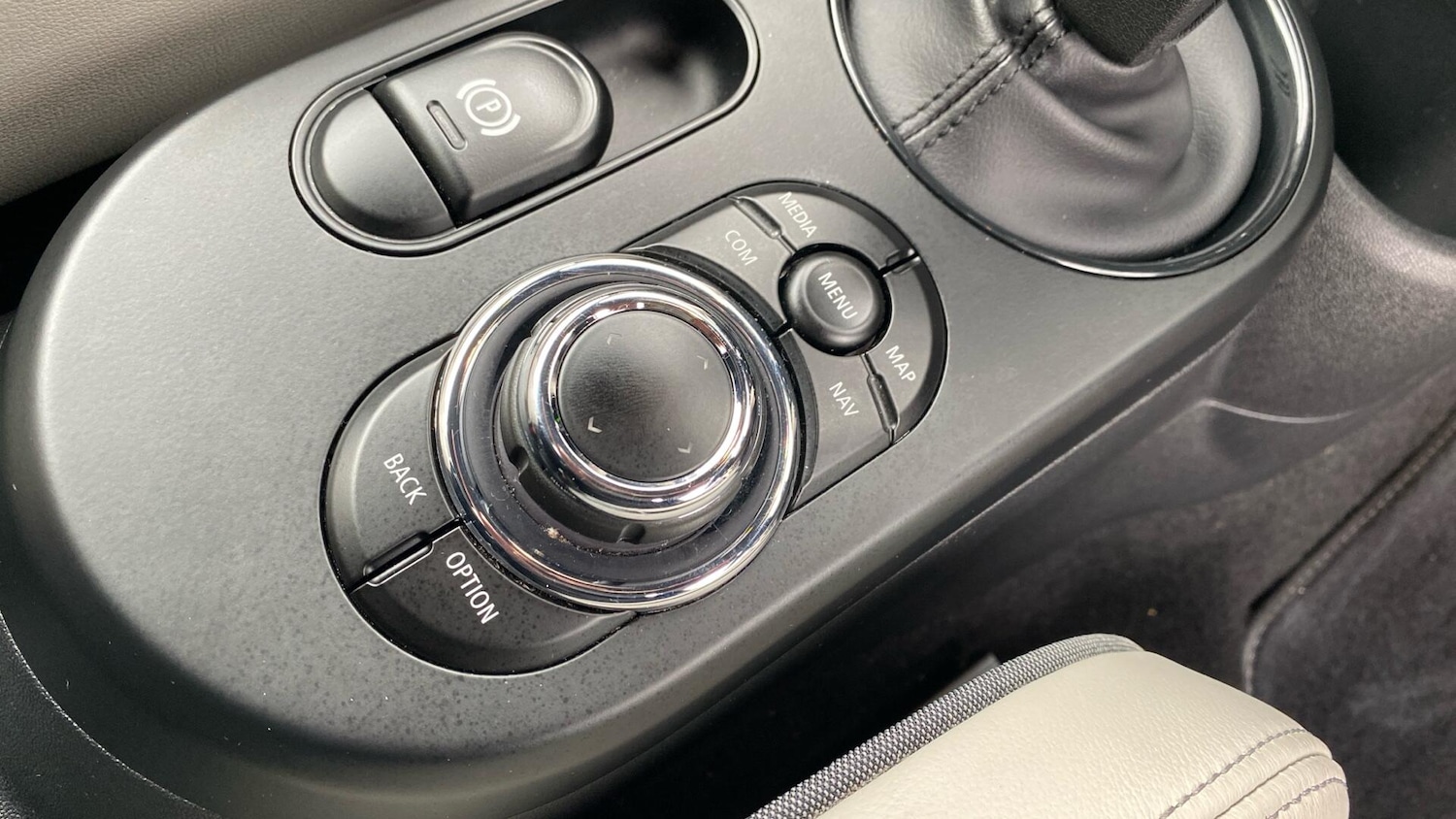 Used MINI Convertible 2021 for sale - 76760260: Photo 19