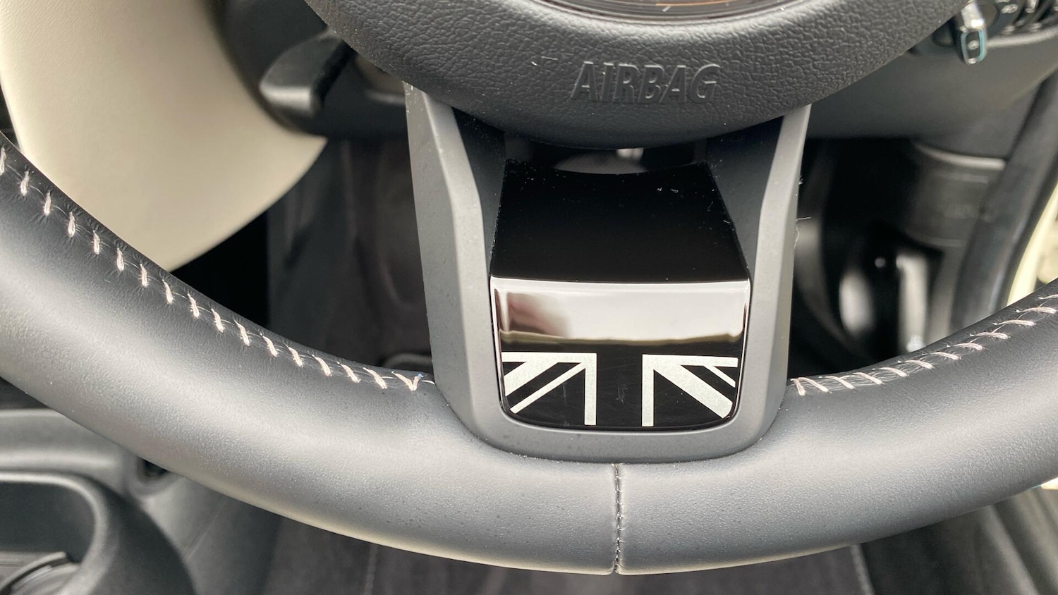 Used MINI Convertible 2021 for sale - 76760260: Photo 34