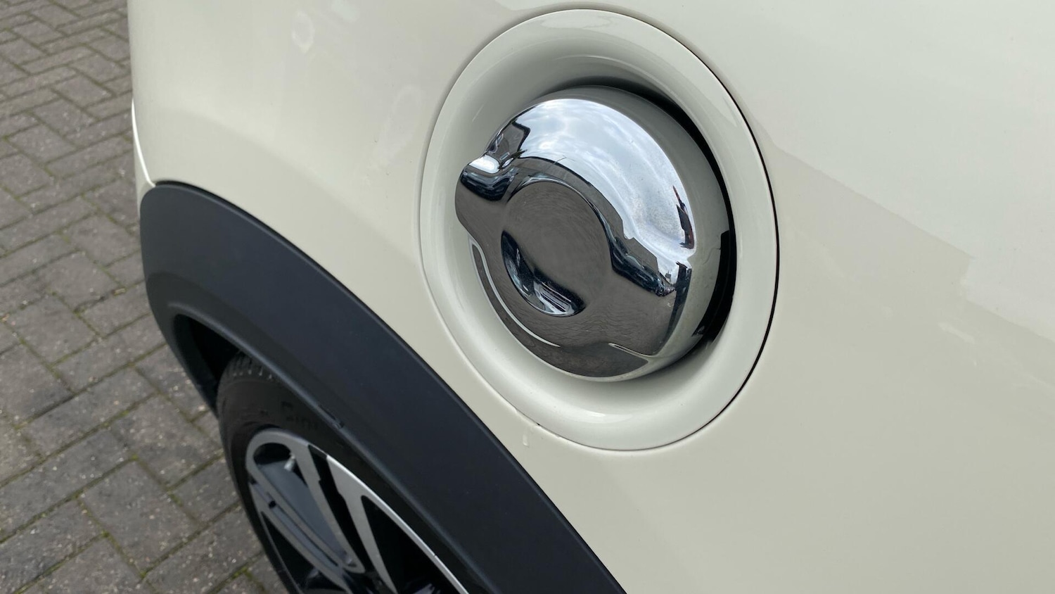 Used MINI Convertible 2021 for sale - 76760260: Photo 39