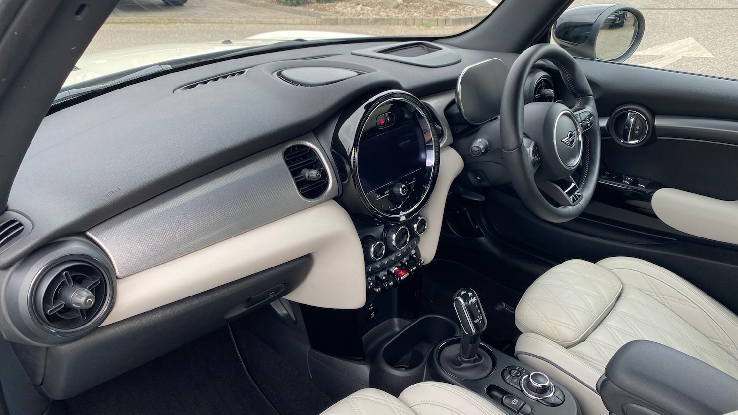 Used MINI Convertible 2021 for sale - 76760260: Photo 7