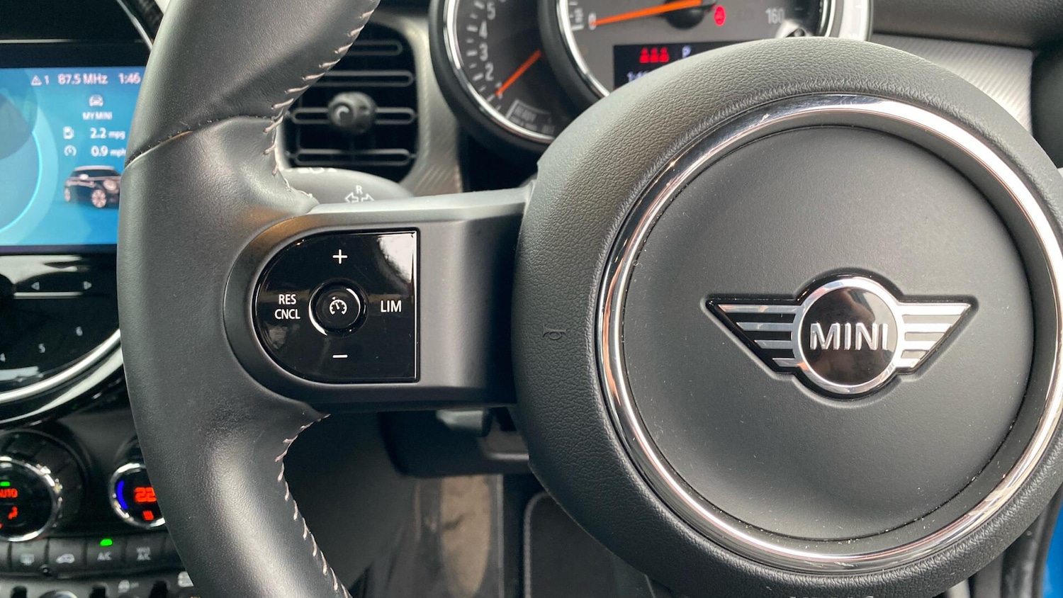 Used MINI Hatch 2022 for sale - 76800969: Photo 17