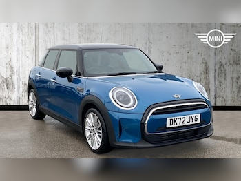 2022 (72) - 5-Door Hatch Cooper Exclusive