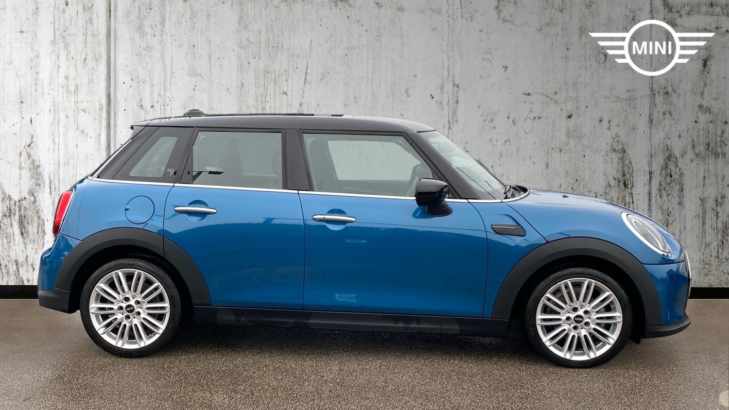 Used MINI Hatch 2022 for sale - 76800969: Photo 3