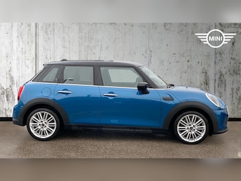 Used MINI Hatch 2022 for sale - 76800969: Photo