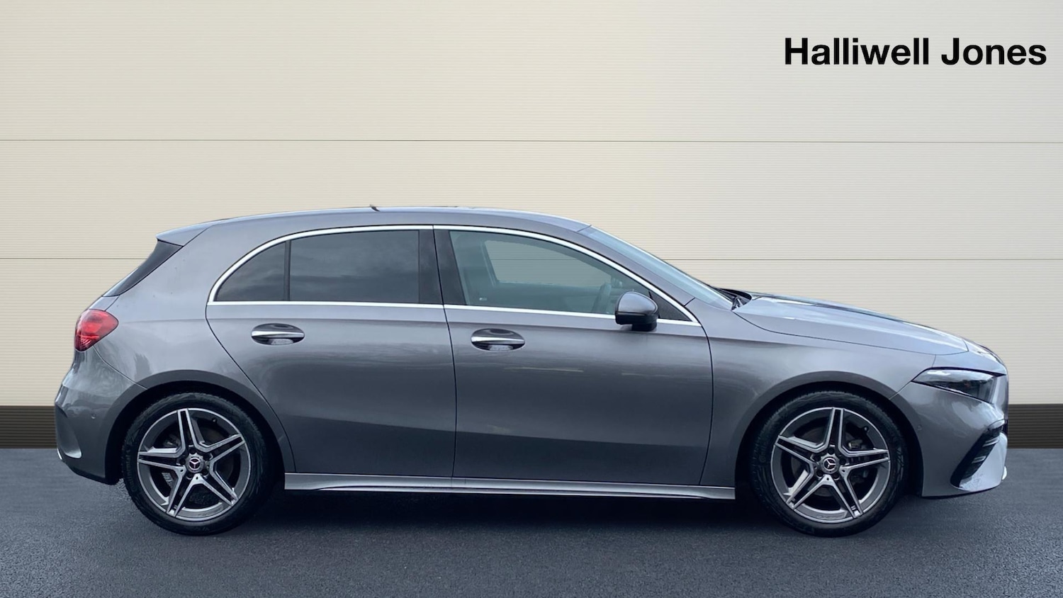 Used Mercedes-Benz A-Class 2023 for sale - 77550171: Photo 3