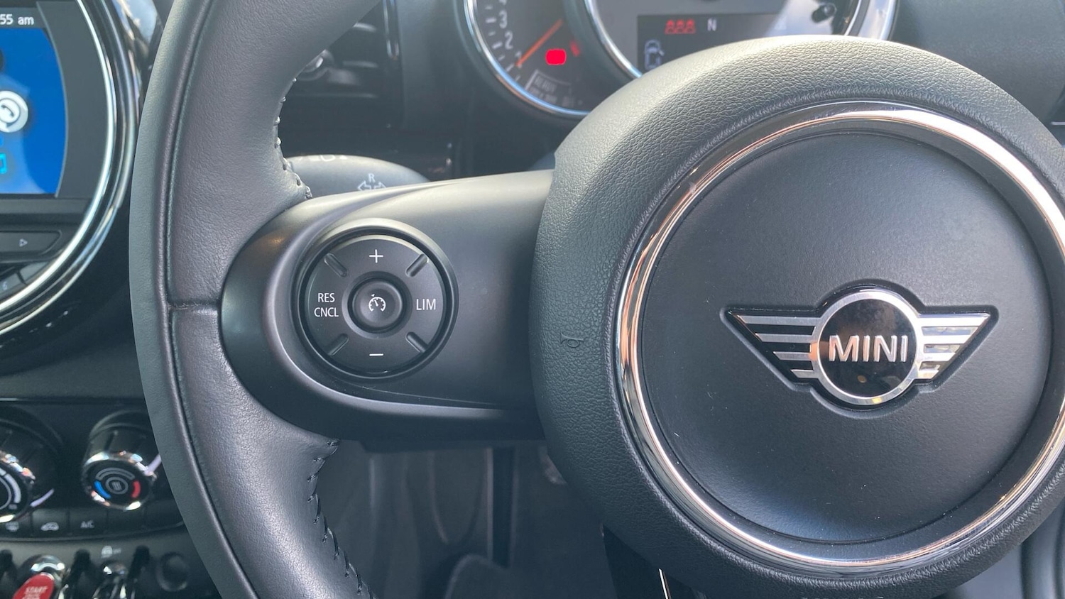 Used MINI Clubman 2019 for sale - 77345320: Photo 17