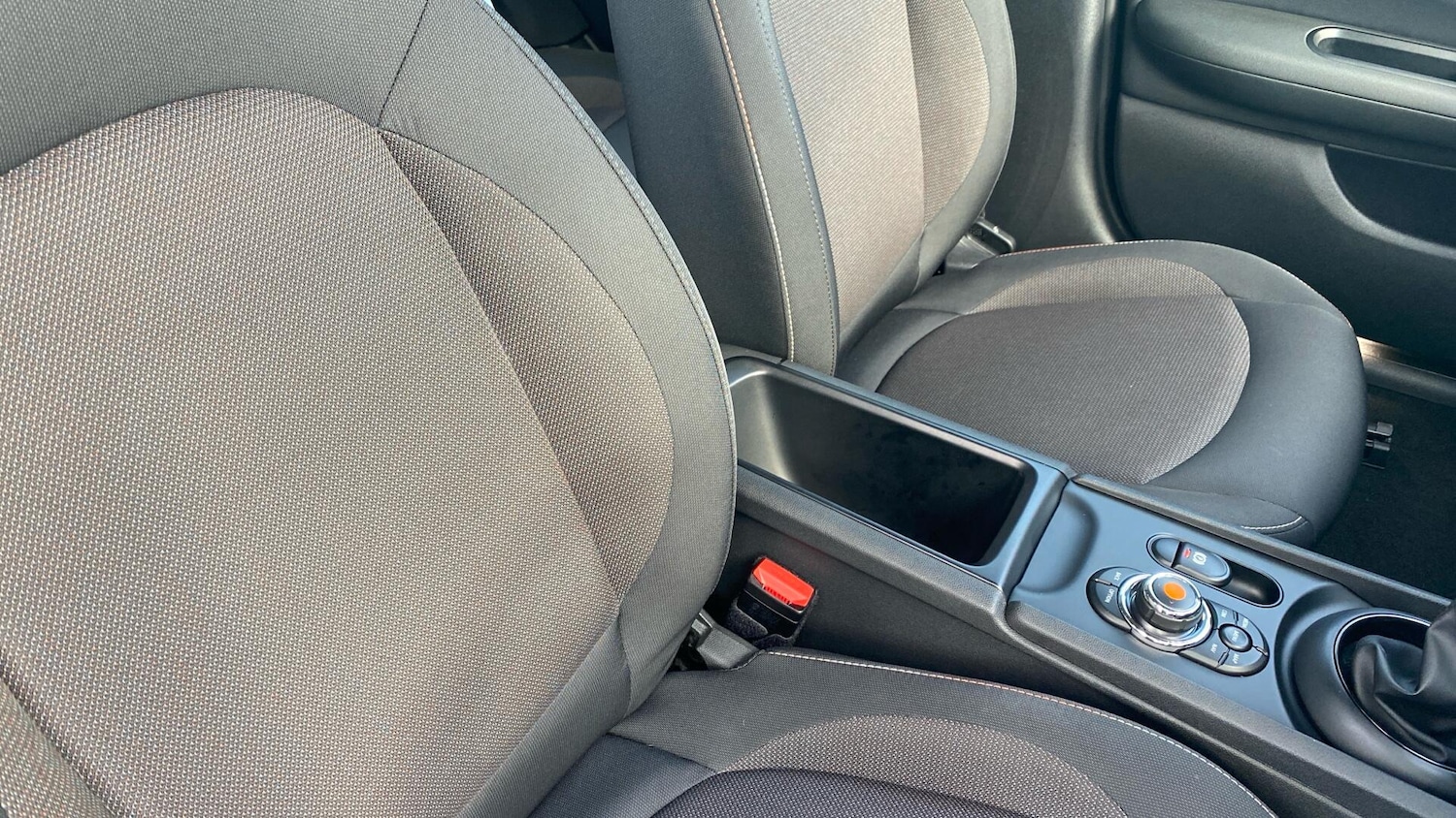 Used MINI Clubman 2019 for sale - 77345320: Photo 44