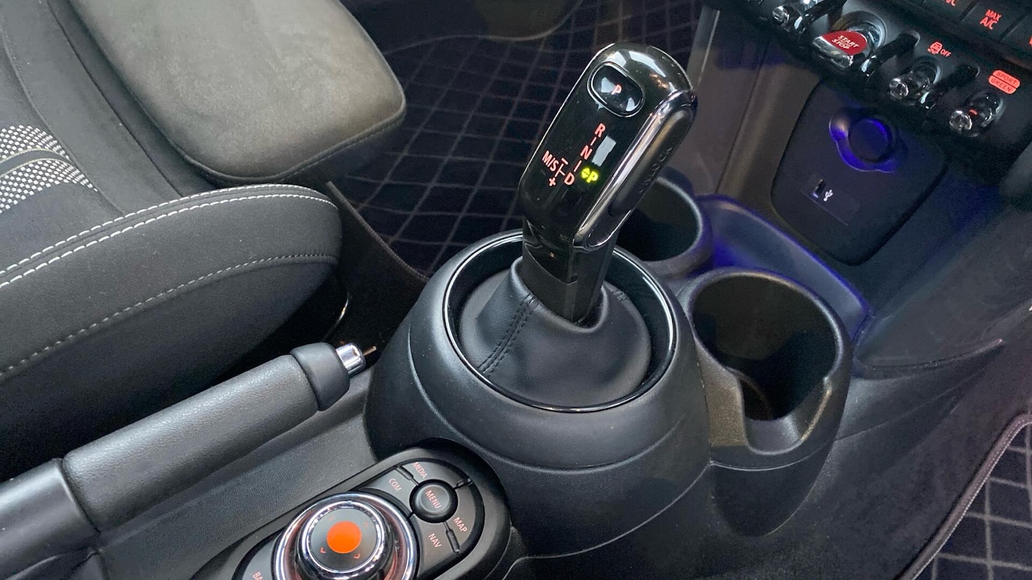 Used MINI Convertible 2020 for sale - 77549295: Photo 10