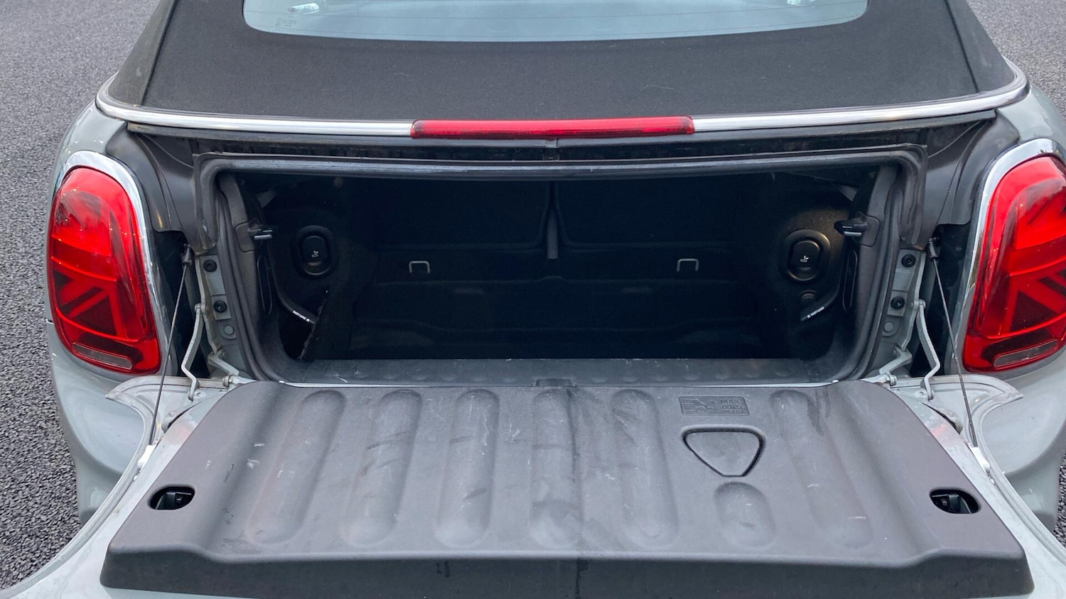 Used MINI Convertible 2020 for sale - 77549295: Photo 13