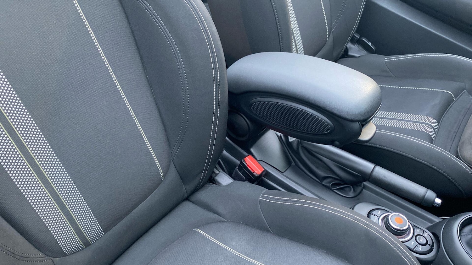 Used MINI Convertible 2020 for sale - 77549295: Photo 47