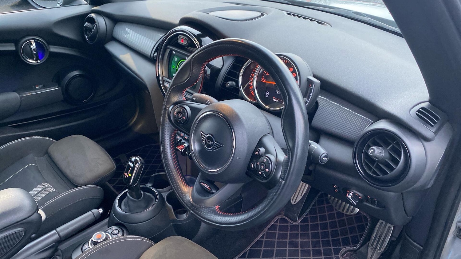 Used MINI Convertible 2020 for sale - 77549295: Photo 6