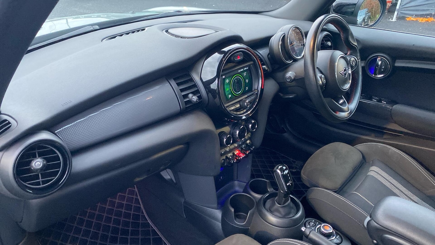 Used MINI Convertible 2020 for sale - 77549295: Photo 7