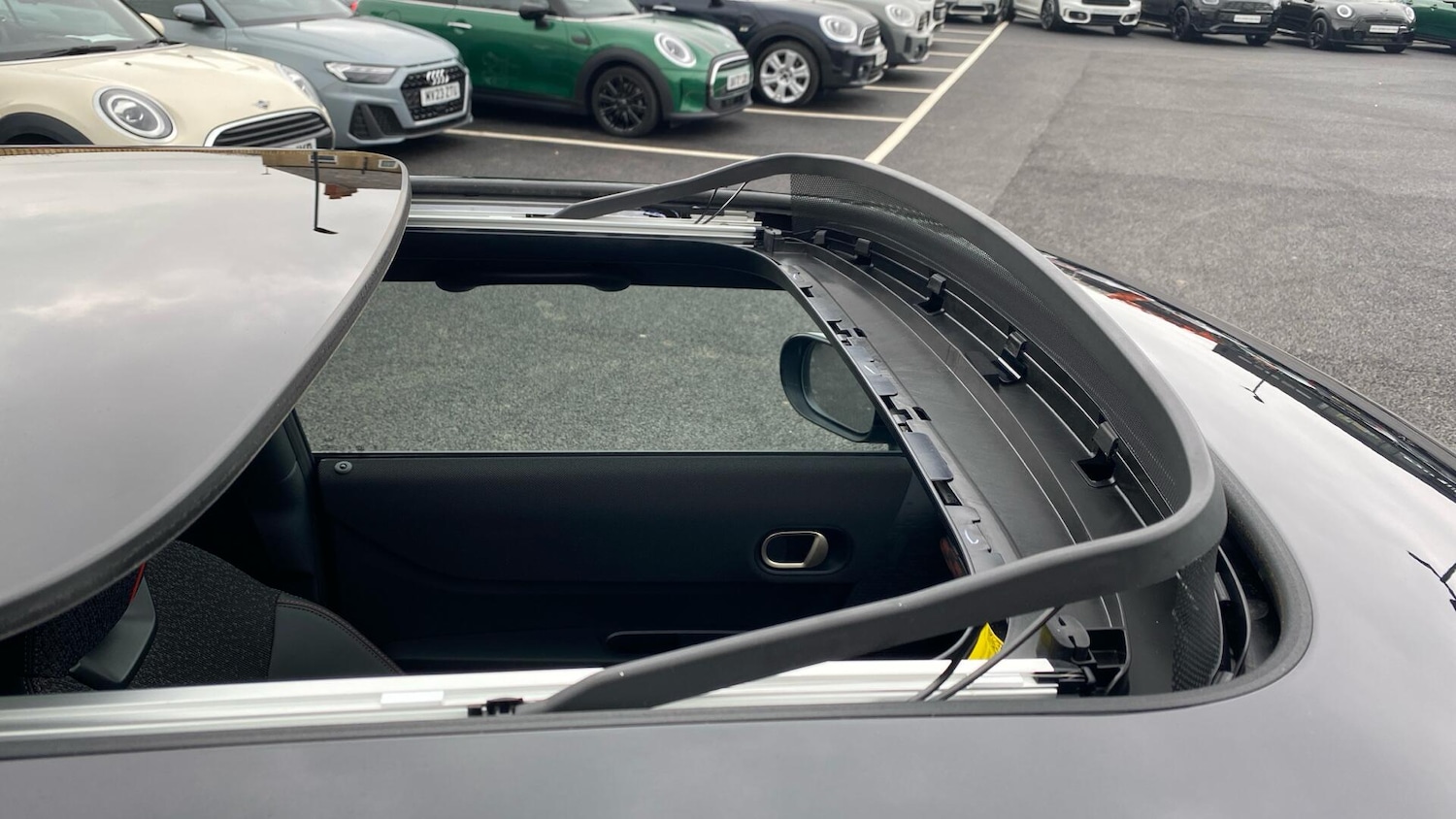 Used MINI Cooper 2025 for sale - 78006646: Photo 29