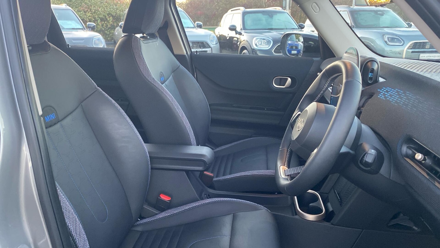 Used MINI Cooper 2024 for sale - 76839970: Photo 11