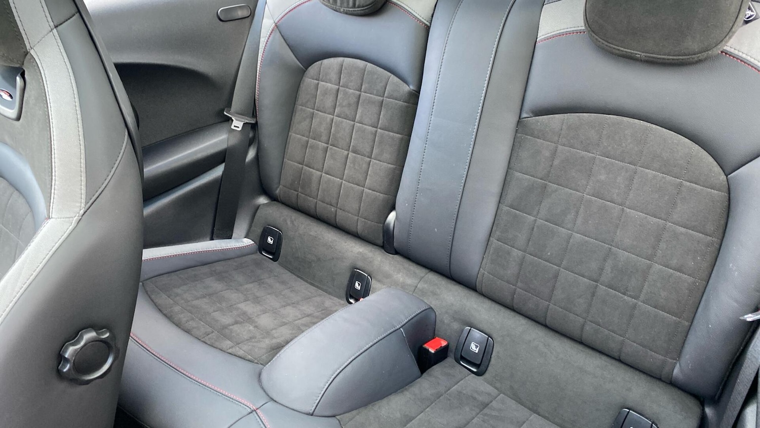 Used MINI Hatch 2023 for sale - 76760301: Photo 12