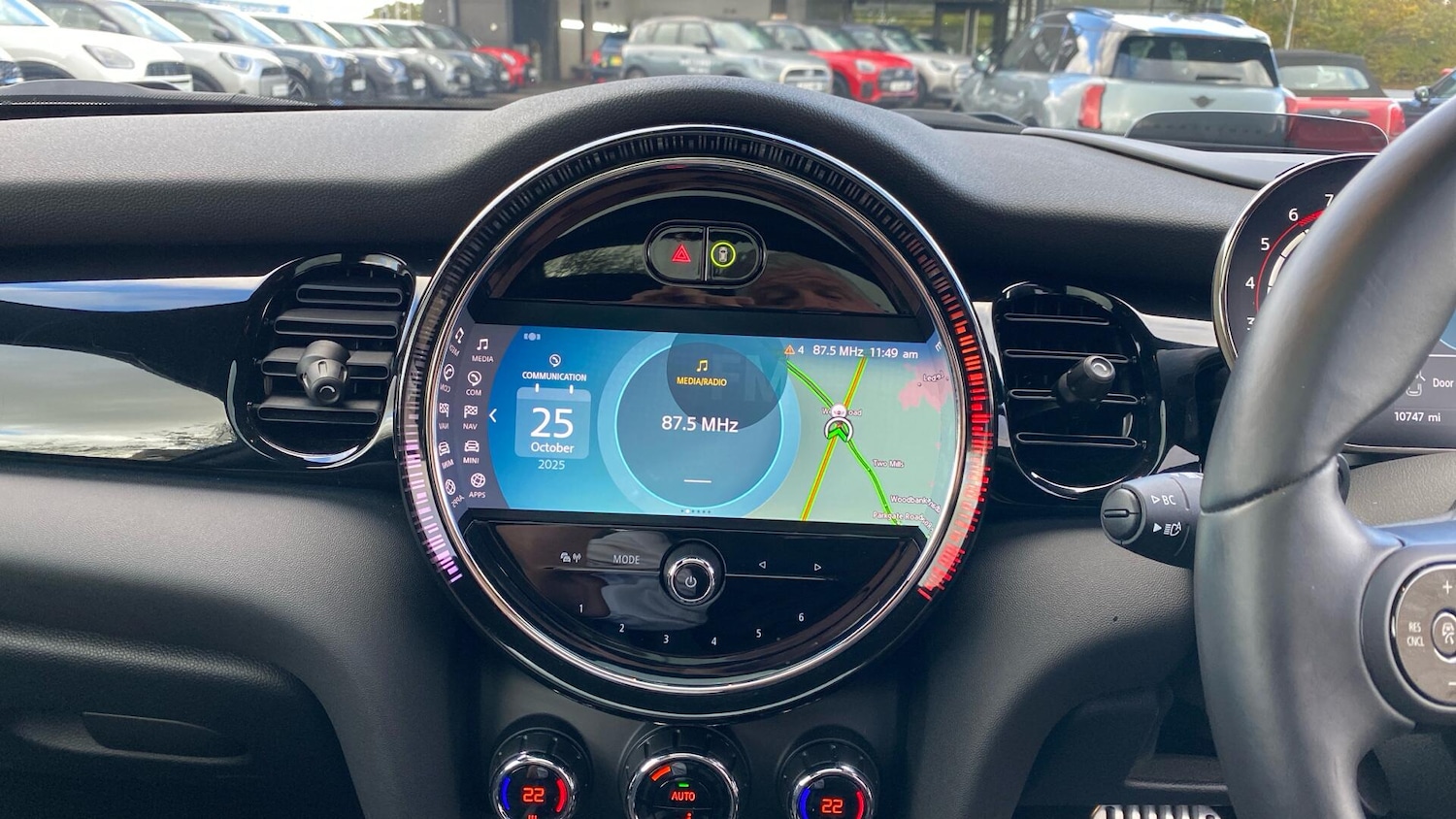 Used MINI Hatch 2023 for sale - 76760301: Photo 8