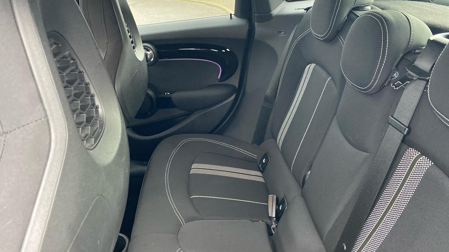 Used MINI Hatch 2021 for sale - 76760152: Photo 12