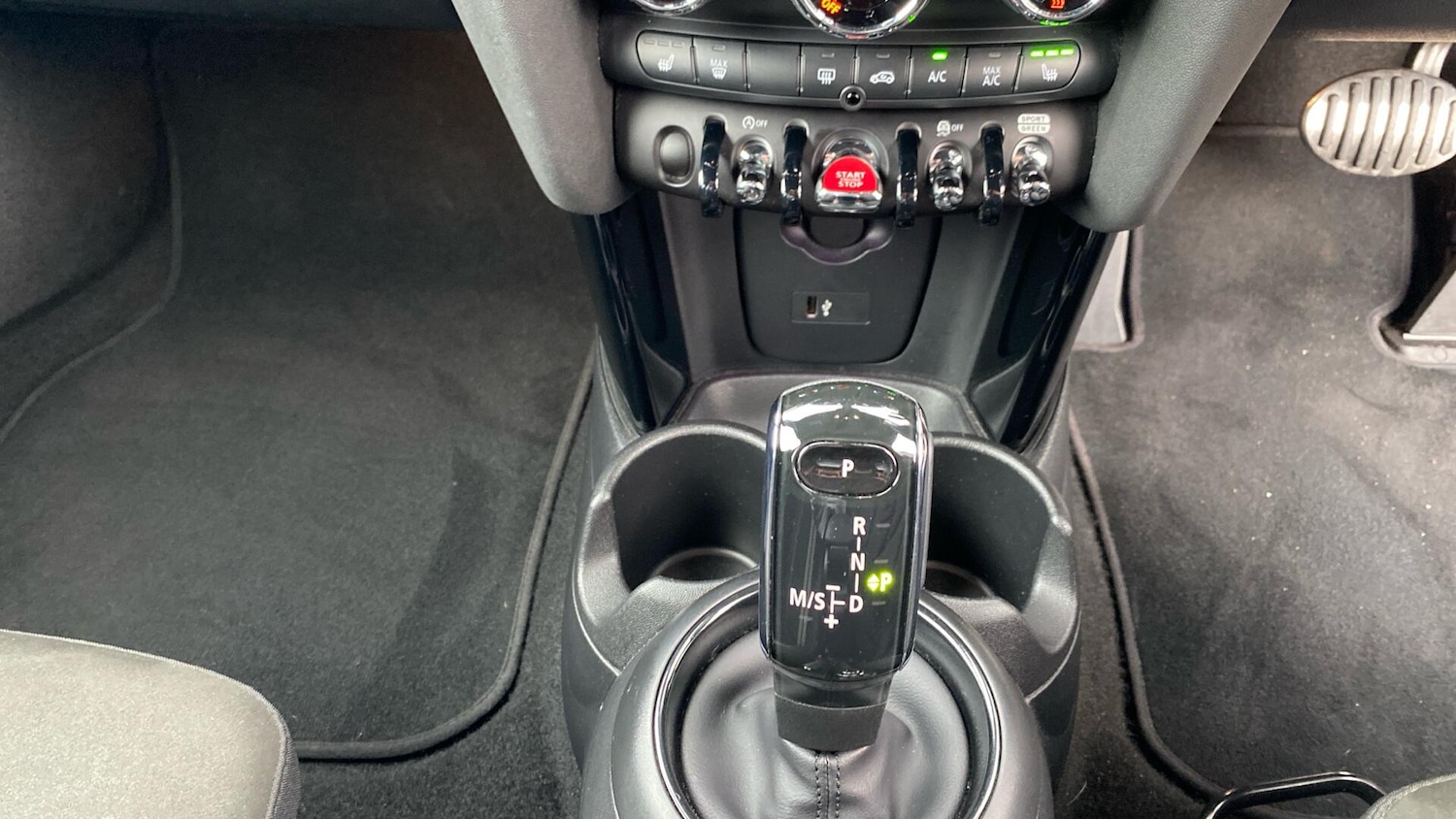 Used MINI Hatch 2021 for sale - 76760152: Photo 32