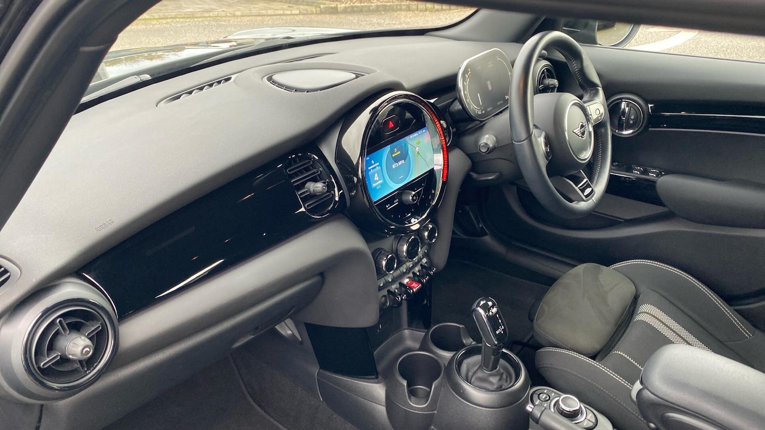 Used MINI Hatch 2021 for sale - 76760152: Photo 7