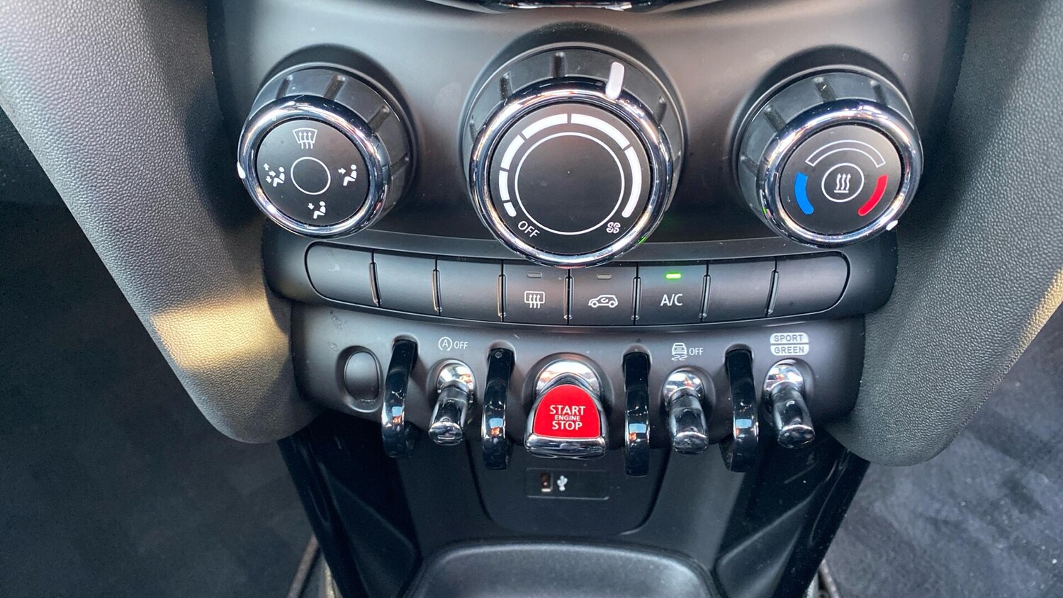 Used MINI Hatch 2021 for sale - 76760219: Photo 27