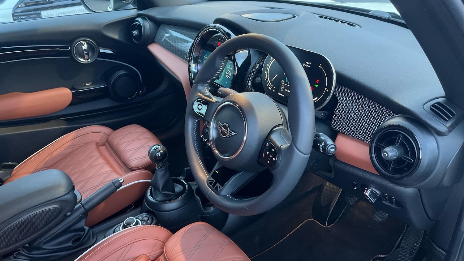 Used MINI Hatch 2022 for sale - 77119571: Photo 6