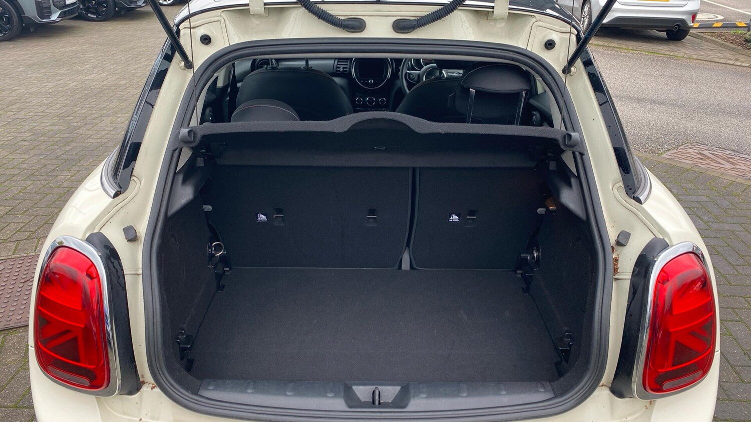 Used MINI Hatch 2019 for sale - 76760033: Photo 13