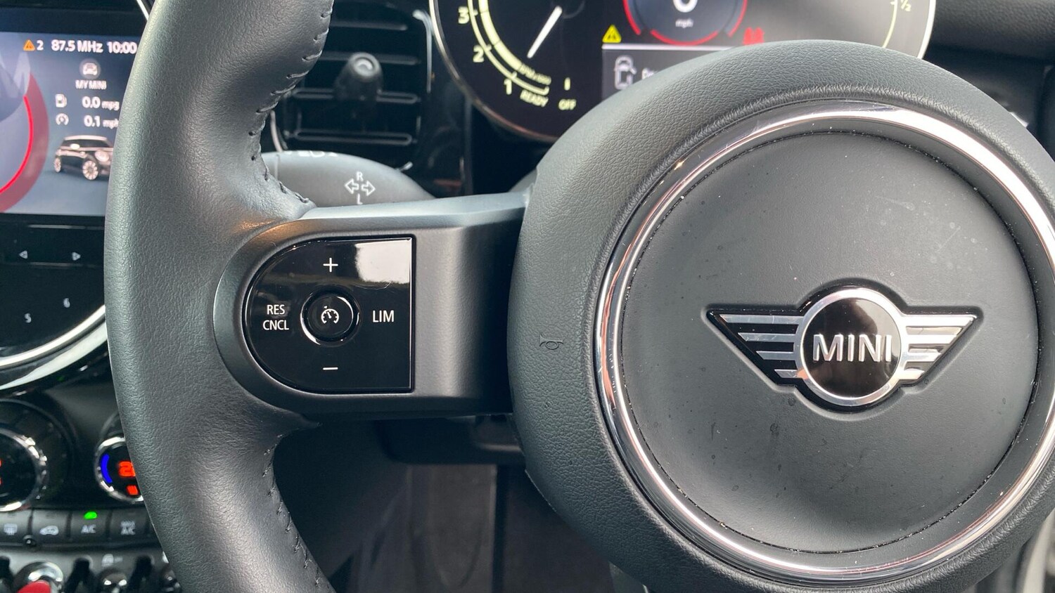 Used MINI Hatch 2023 for sale - 76760141: Photo 17