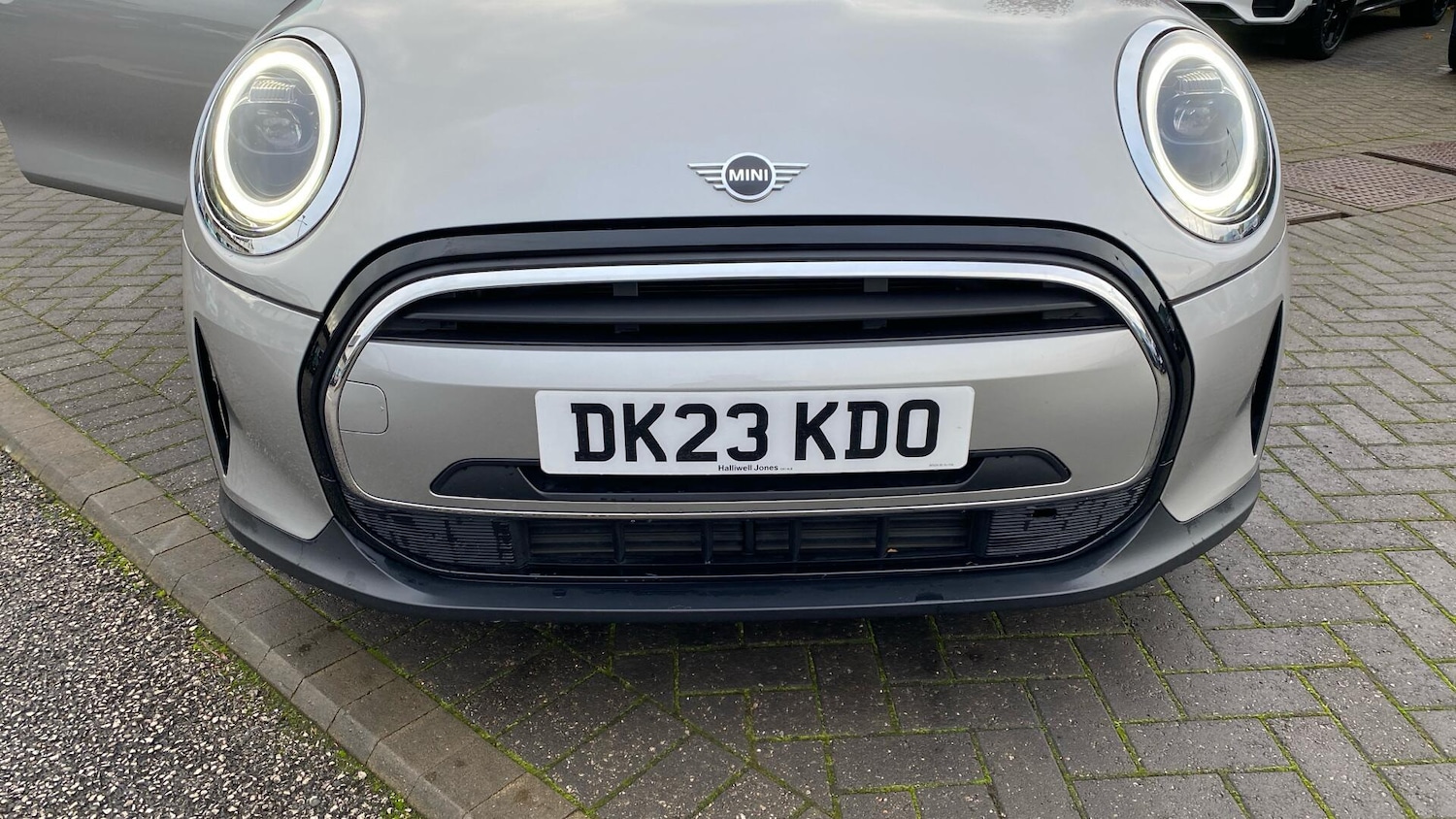 Used MINI Hatch 2023 for sale - 76760141: Photo 42